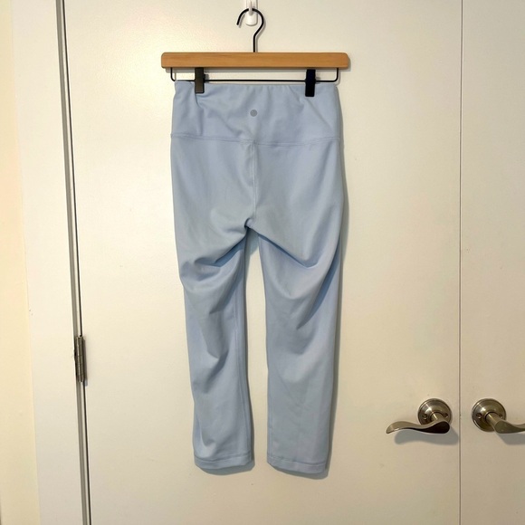 Yogalicious Perrywinkle Ankle Length Cut-out Accent Leggings Small - Picture 6 of 7